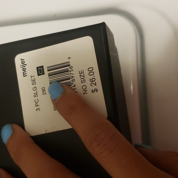 Keychain Gift Set - Picture 4 of 4